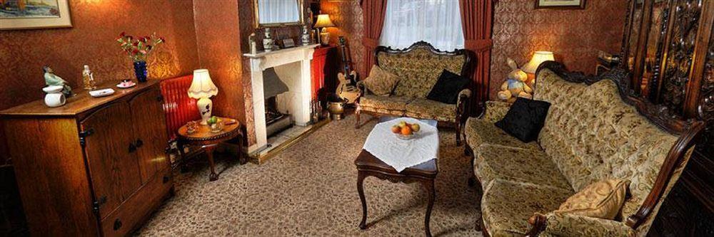 The Old Lockup Hotel Wirksworth Екстериор снимка